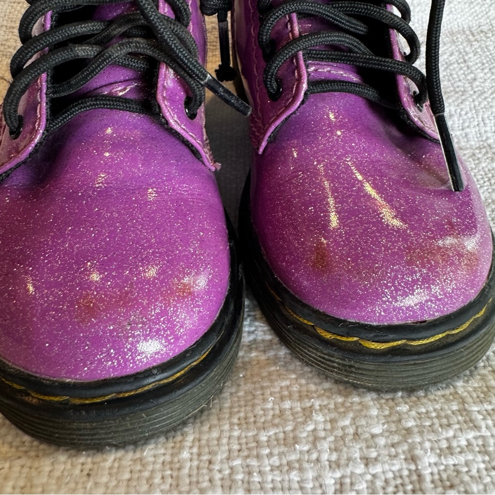 Dr. Martens Toddler 1460 Glitter Lace Up Boots Purple Pink Sz 8 Combat Boots 90s - Picture 3 of 10